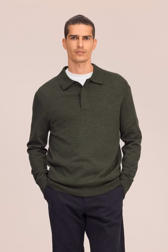 Polos